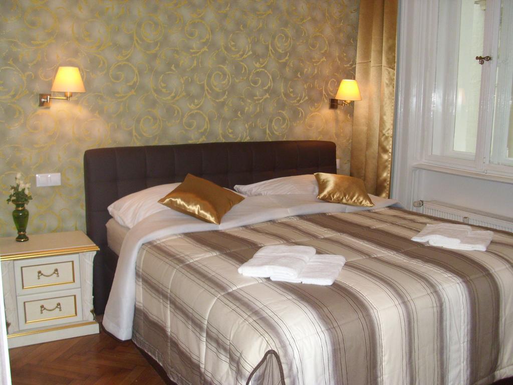 Apartment In City Center - Morassi Karlovy Vary Bilik gambar