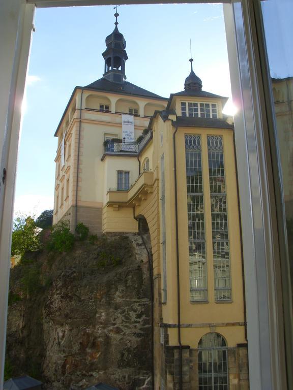 Apartment In City Center - Morassi Karlovy Vary Luaran gambar