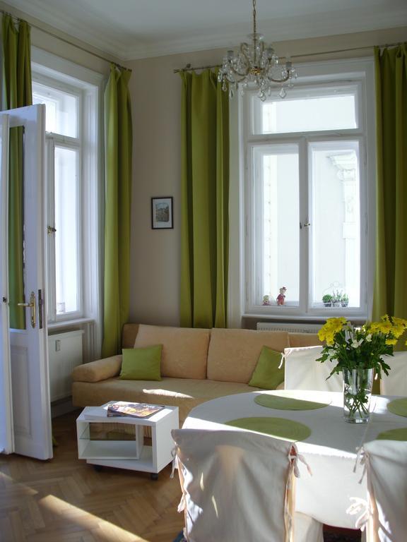Apartment In City Center - Morassi Karlovy Vary Luaran gambar